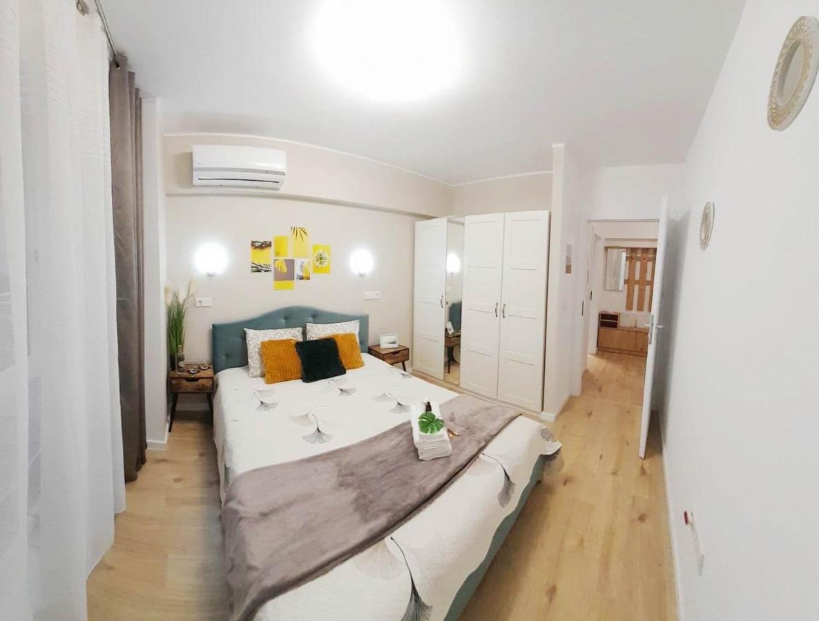 Sunshine - New & Quiet 1Br Apt, Business Area, Close To Airport, Highway A3, Subway Бухарест Екстер'єр фото