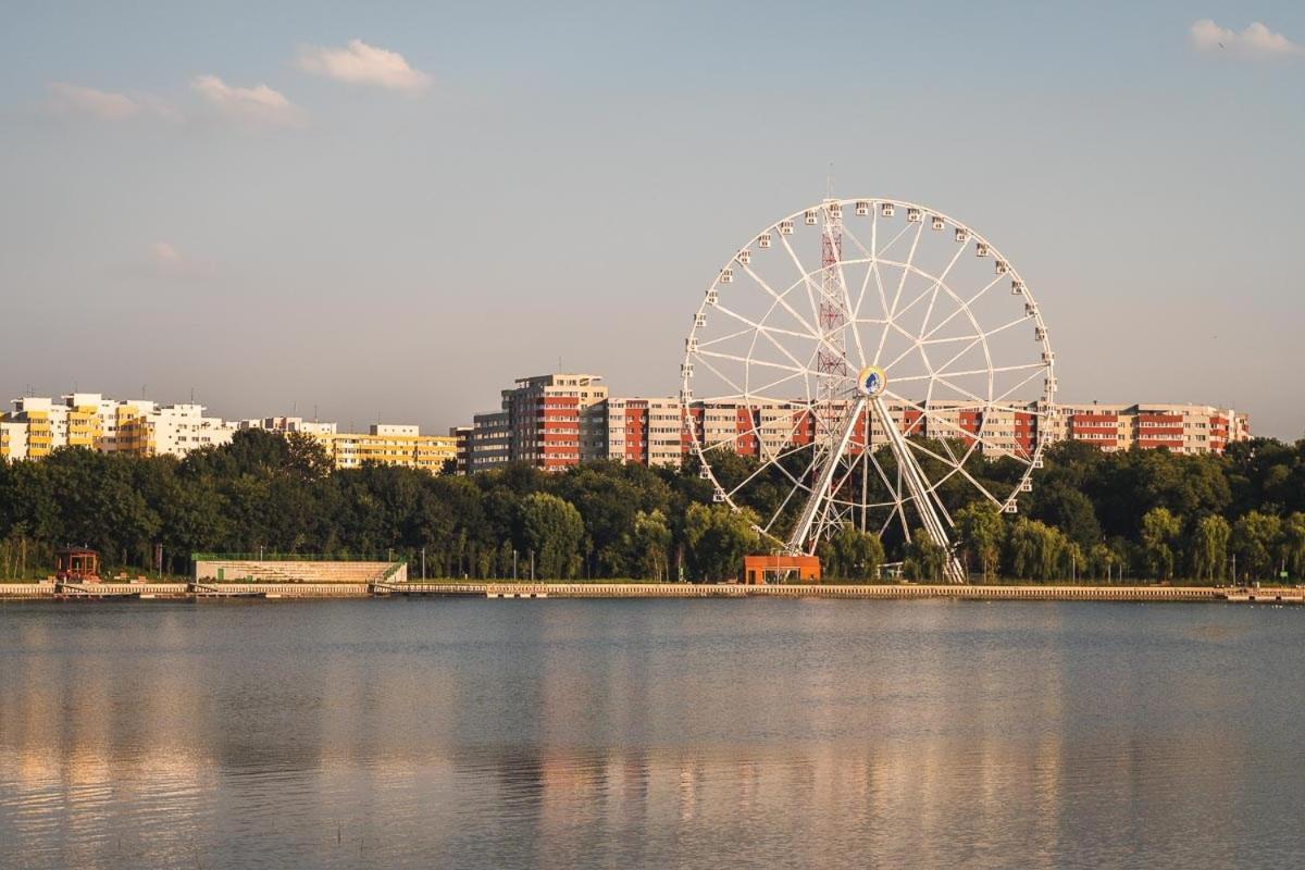 Sunshine - New & Quiet 1Br Apt, Business Area, Close To Airport, Highway A3, Subway Бухарест Екстер'єр фото